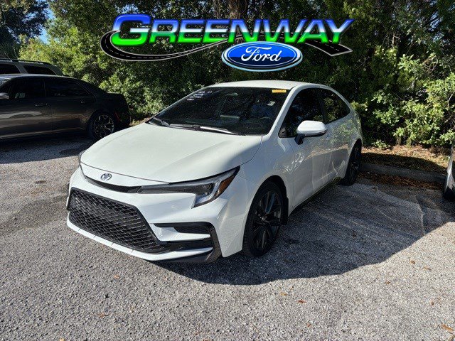 2026 Toyota Corolla SE's photo