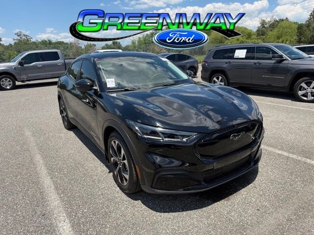 2024 Ford Mustang-Mach-e Select's photo