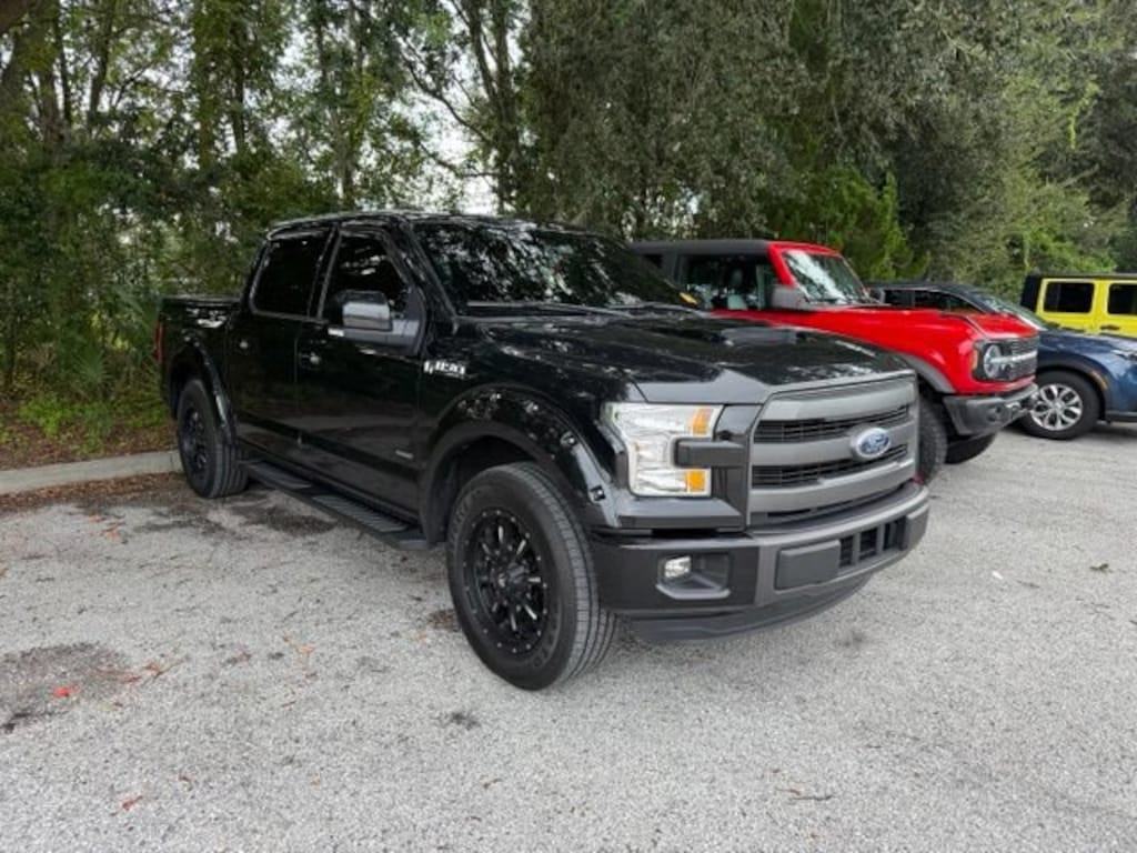 Used 2015 Ford F-150 Lariat Crew Cab Pickup
