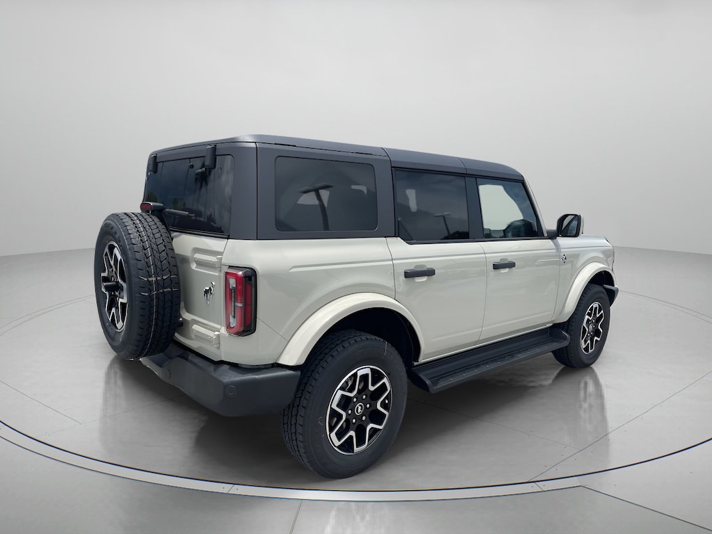 New 2026 Ford Bronco Outer Banks Lift Convertible