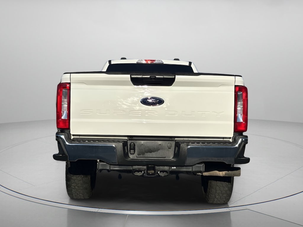 Used 2023 Ford Super Duty F-250 SRW XLT Crew Cab Pickup