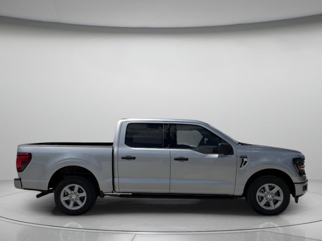New 2026 Ford F-150 XLT Crew Cab Pickup