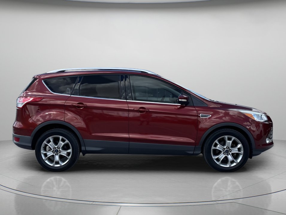 2016 Ford Escape Titanium photo 2