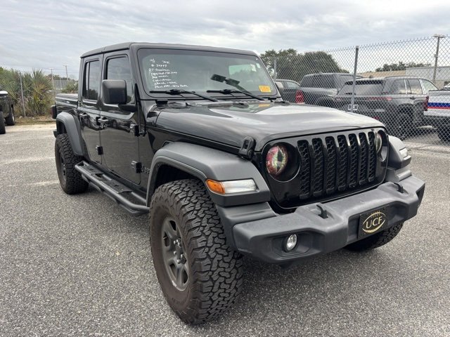 2021 Jeep Gladiator Sport photo 2