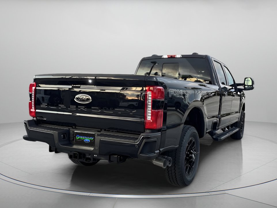 2026 Ford F-350 Lariat photo 3