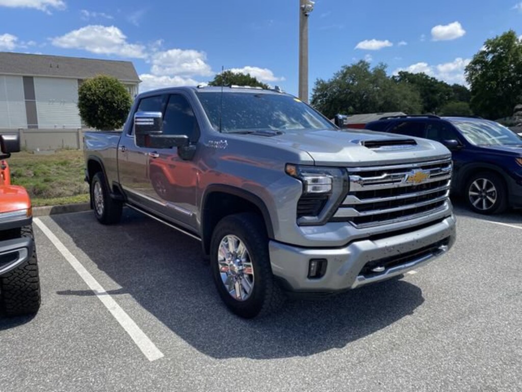Used 2024 Chevrolet Silverado 2500HD High Country Crew Cab Pickup