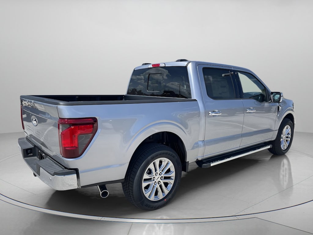 New 2026 Ford F-150 XLT Crew Cab Pickup