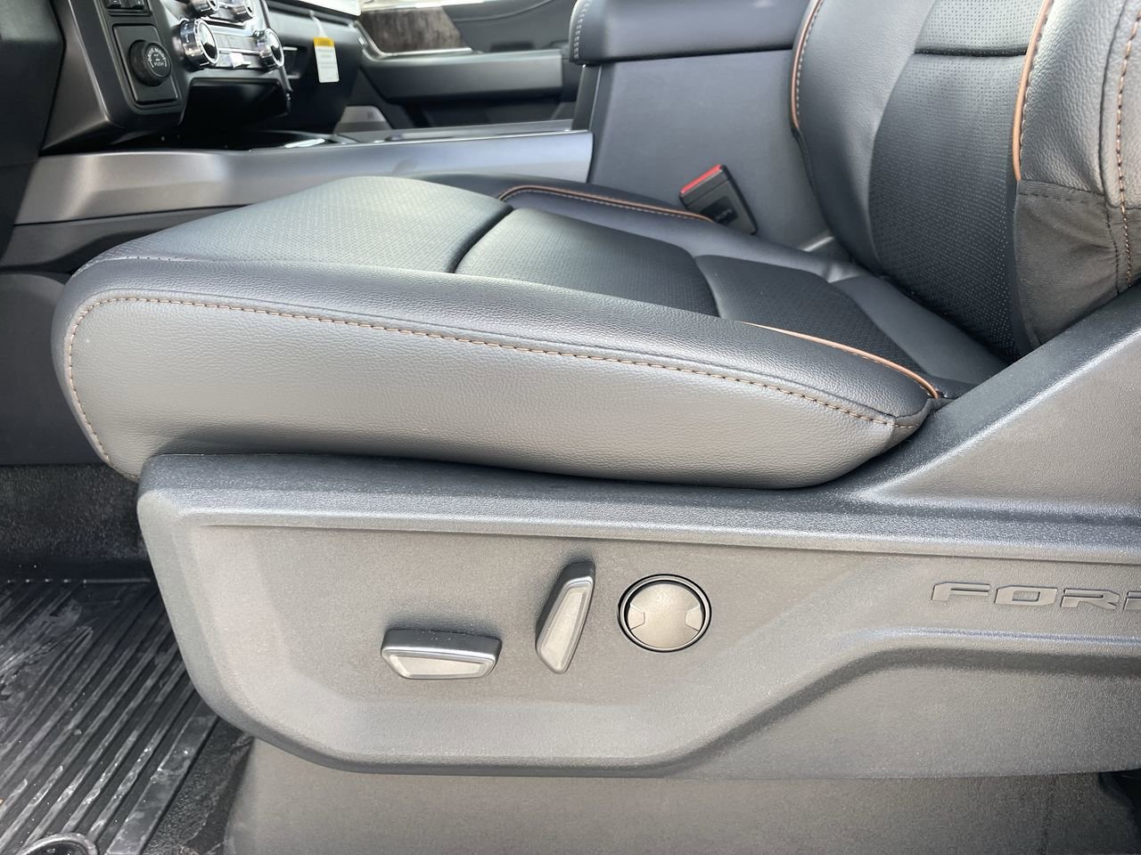 2026 Ford F-350 Super Duty Lariat - Photo 20