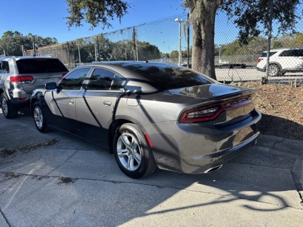 Used 2019 Dodge Charger SXT 4dr Car
