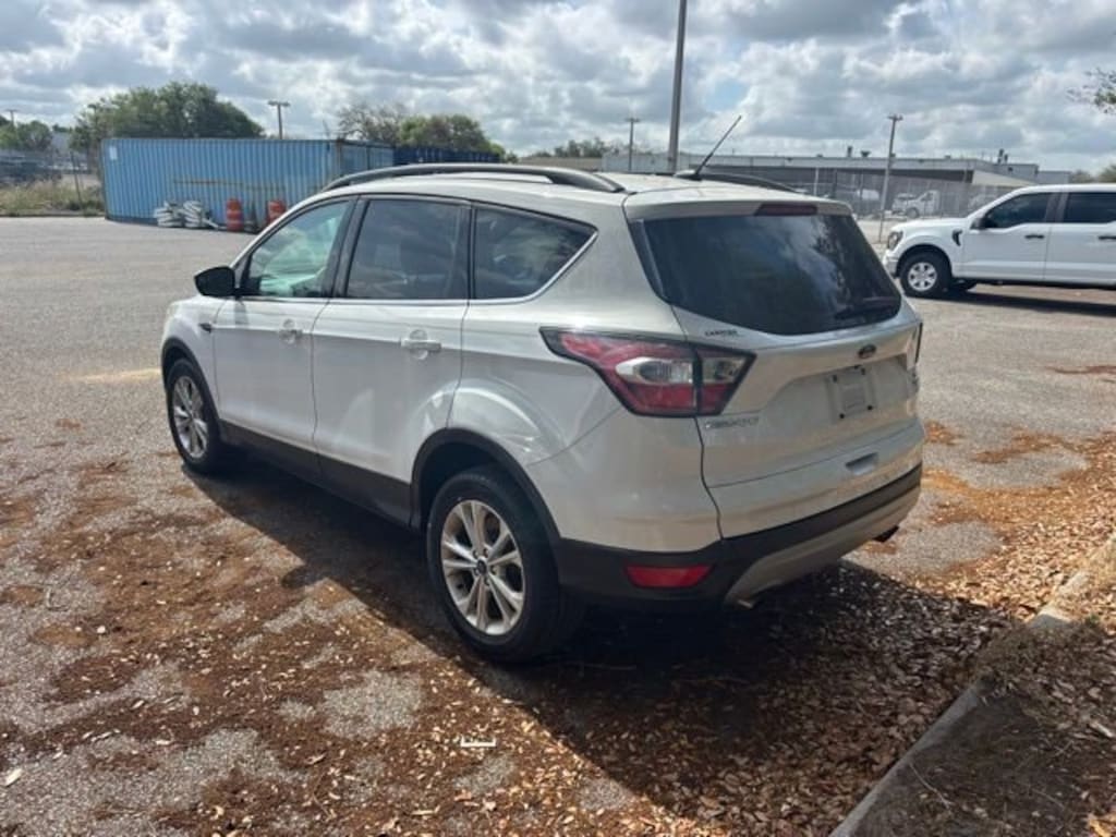 Used 2017 Ford Escape SE Sport Utility