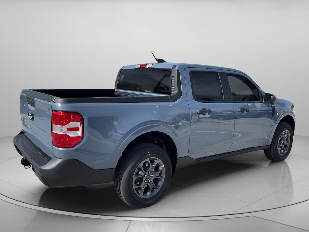 New 2026 Ford Maverick XLT Crew Cab Pickup