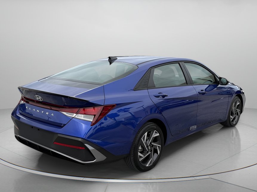 Used 2025 Hyundai Elantra SEL Sport 4dr Car