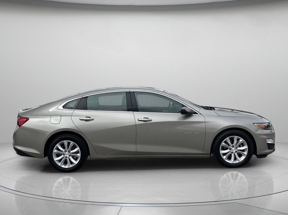 1G1ZD5ST9RF196085