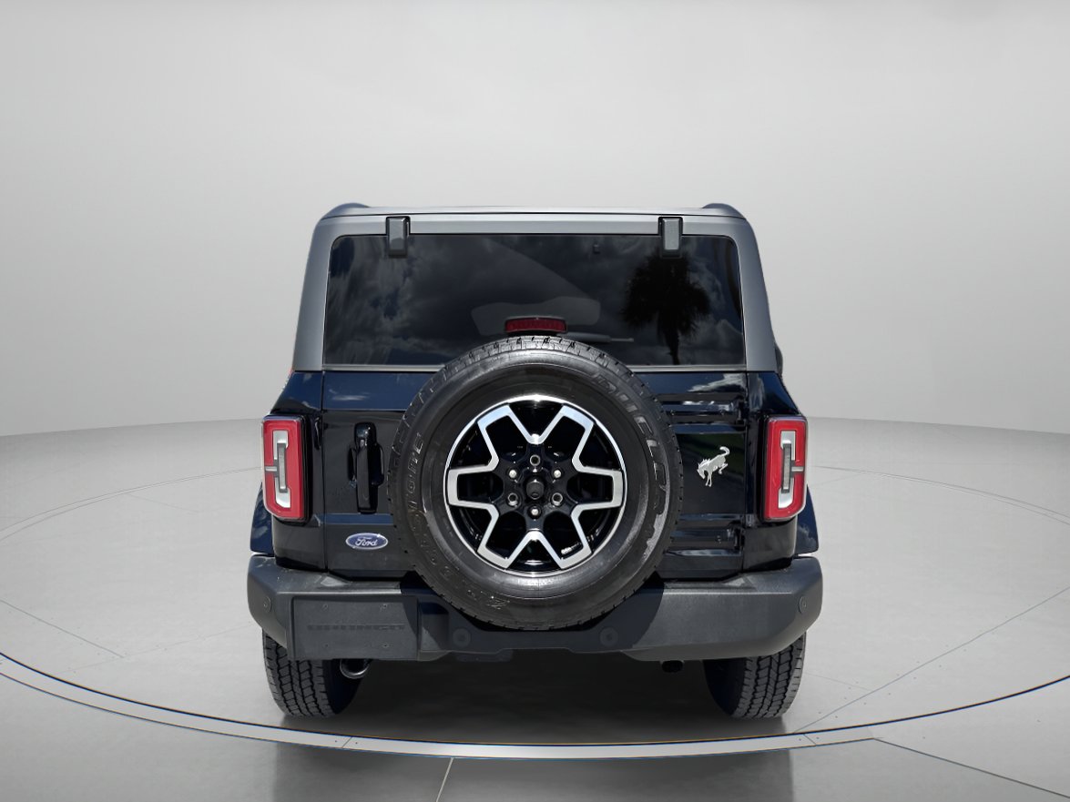 2024 Ford Bronco Outer Banks photo 4