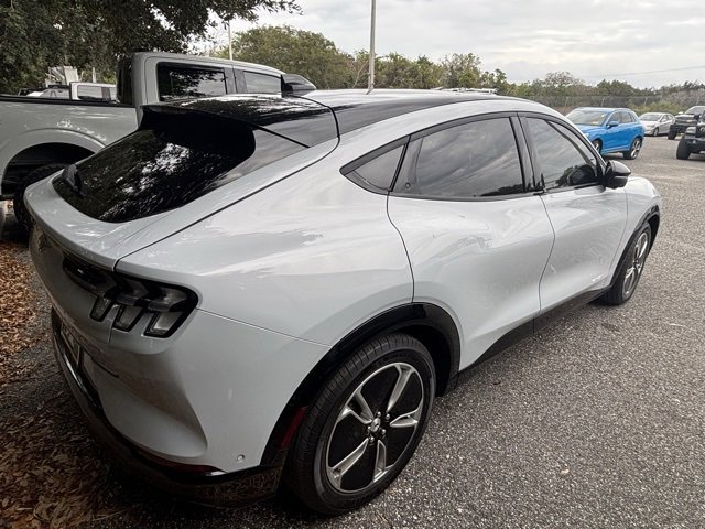 2023 Ford Mustang Mach-E Premium photo 3