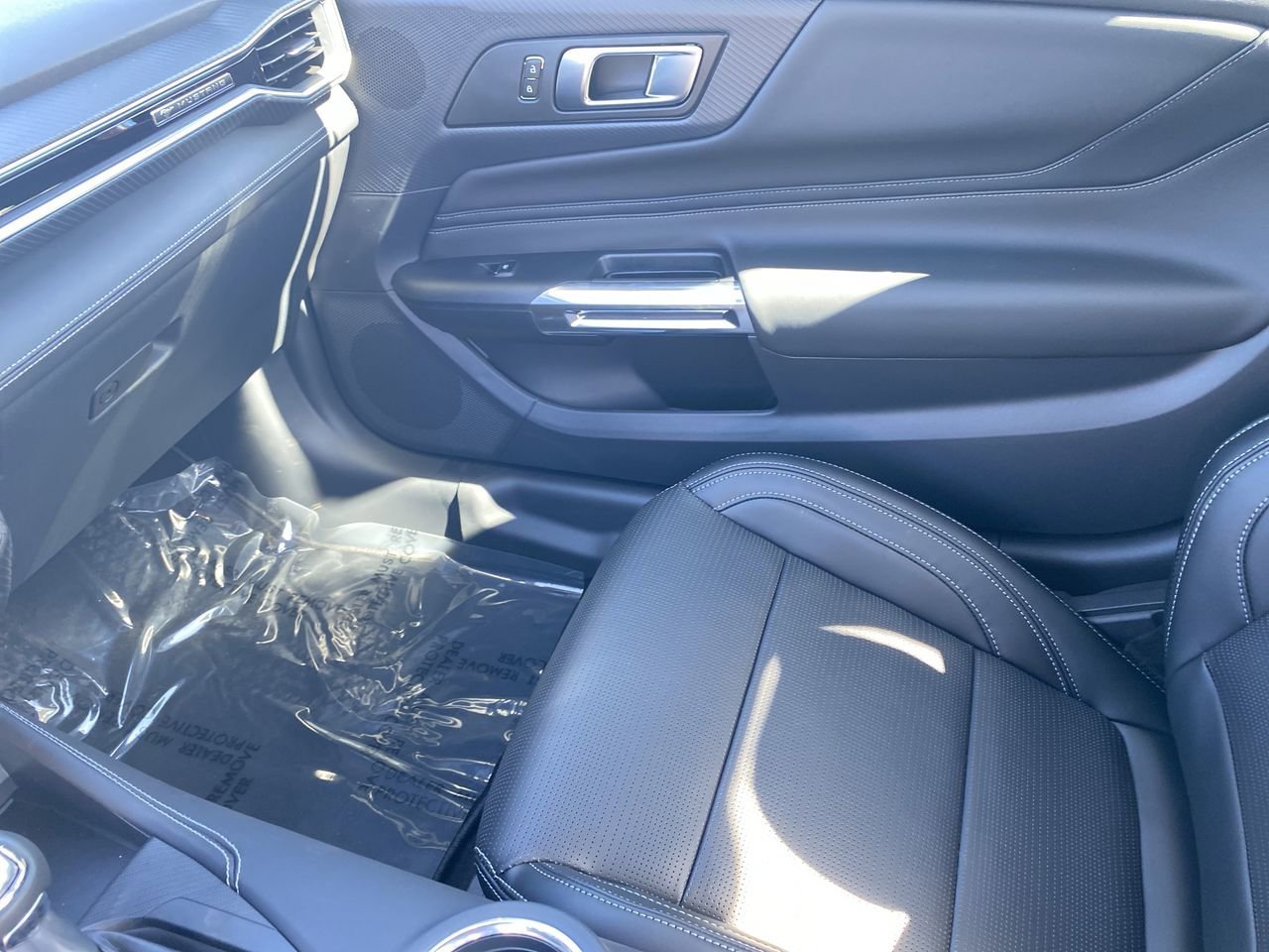 2026 Ford Mustang EcoBoost Premium Fastback - Photo 17
