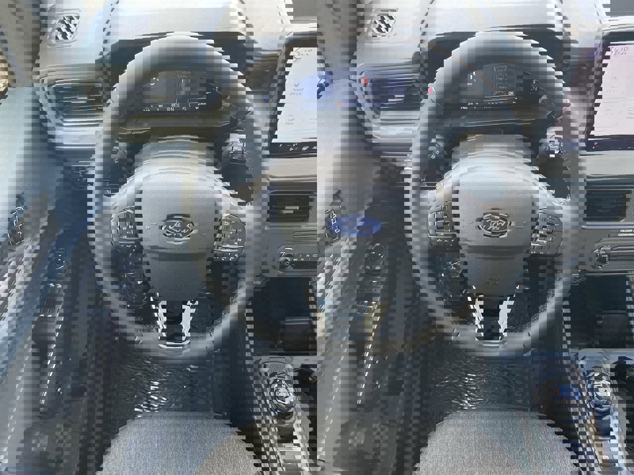 2025 Ford Maverick XLT - Photo 13