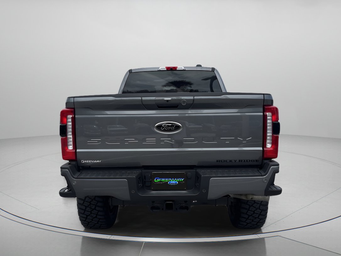 2025 Ford F-250 XLT photo 4
