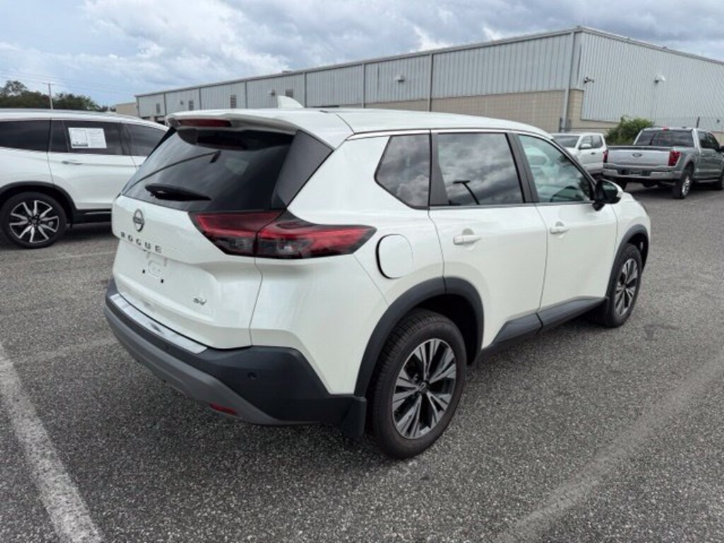 Used 2023 Nissan Rogue SV Sport Utility