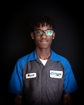 Staff member Miguel Otero from 326e18131573