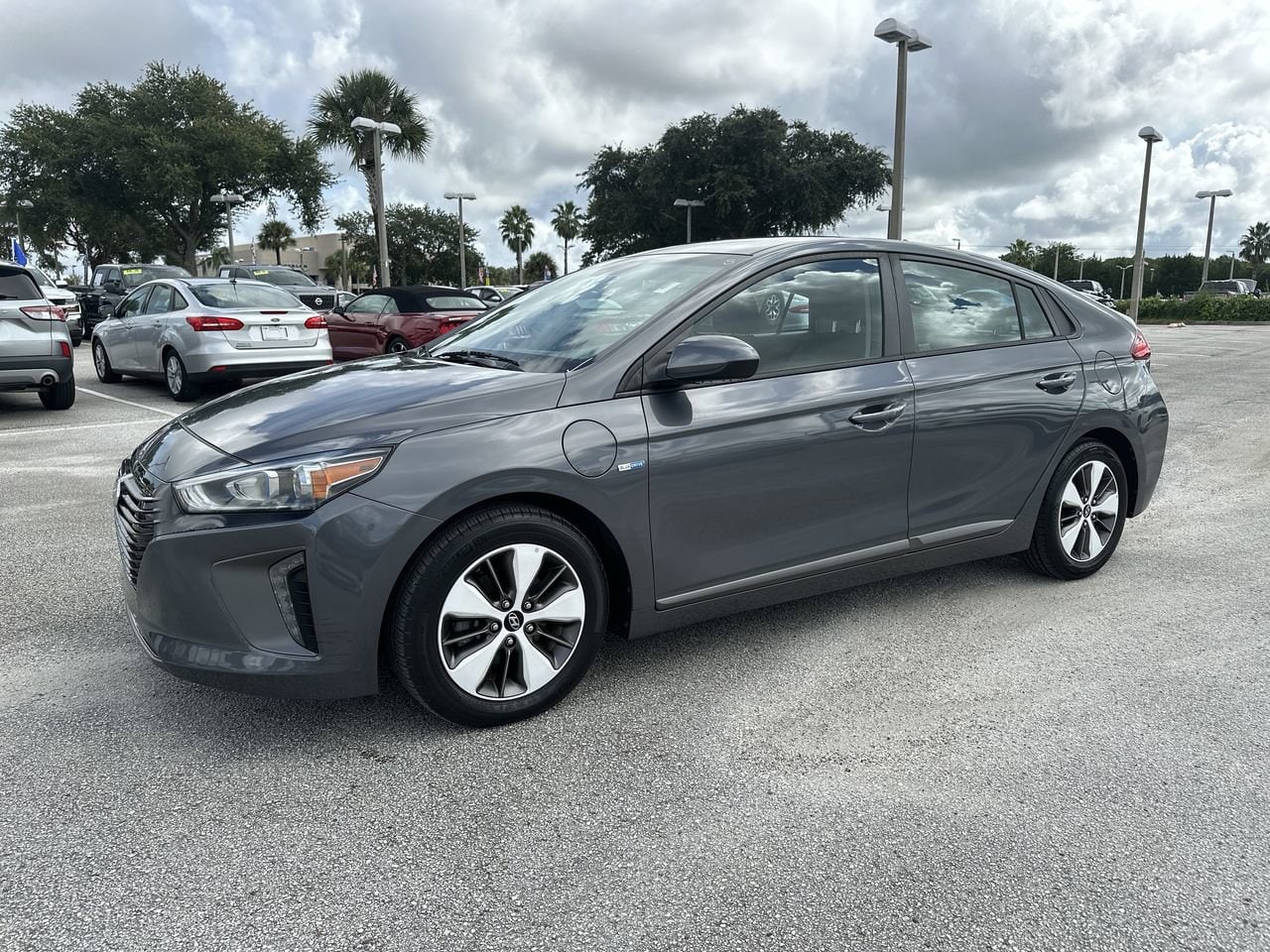 Used 2019 Hyundai Ioniq Base with VIN KMHC65LD9KU105716 for sale in Orlando, FL