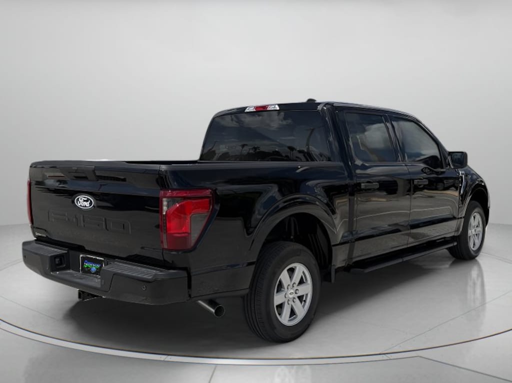 New 2026 Ford F-150 XLT Crew Cab Pickup