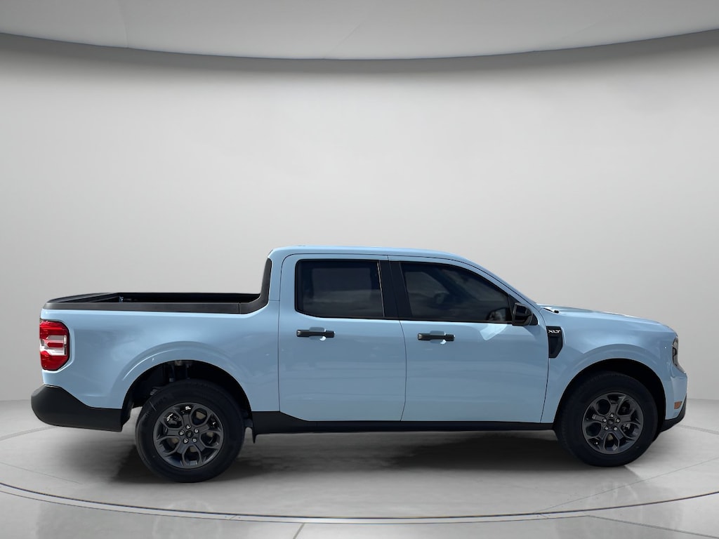 New 2026 Ford Maverick XLT Crew Cab Pickup