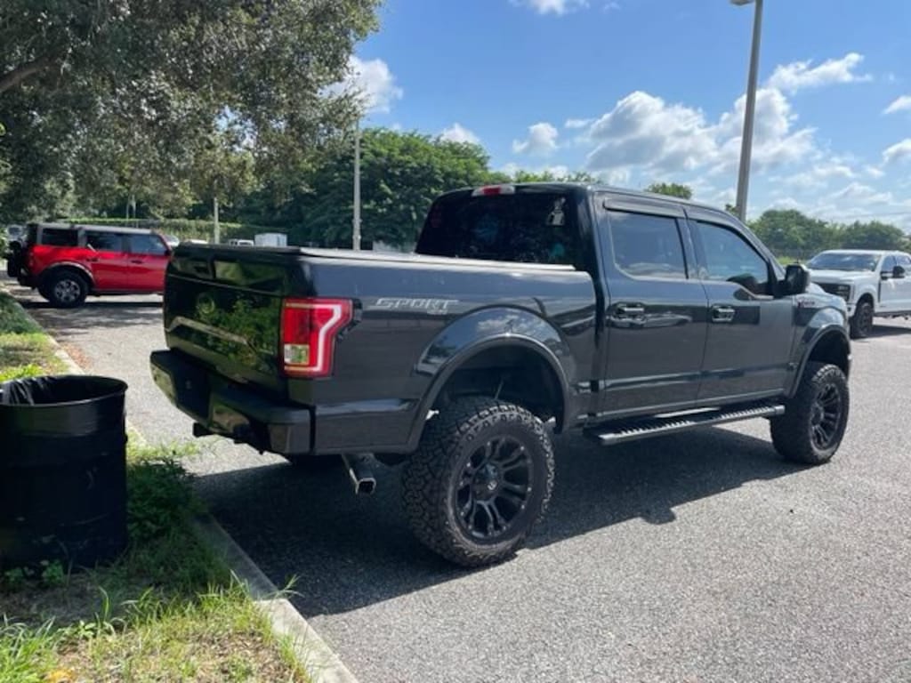 Used 2016 Ford F-150 XLT Crew Cab Pickup
