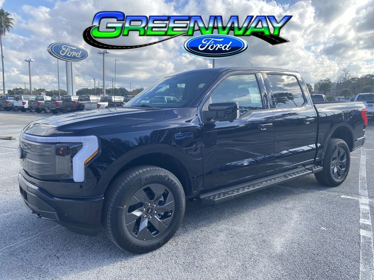 2025 Ford F-150 Lightning Lariat's photo