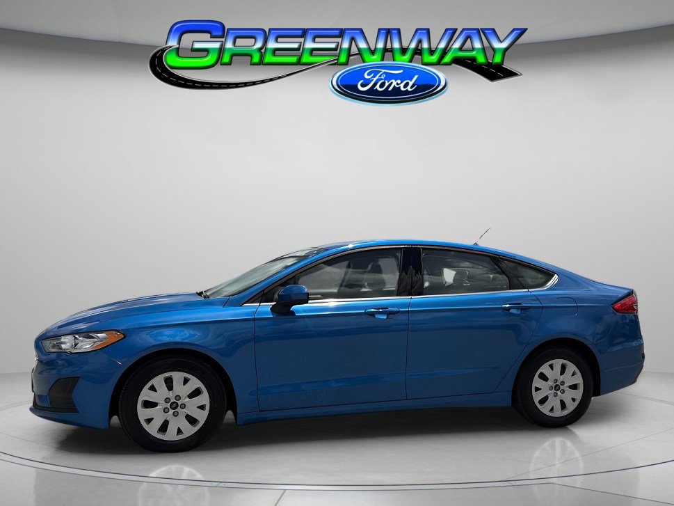 2019 Ford Fusion S FWD's photo