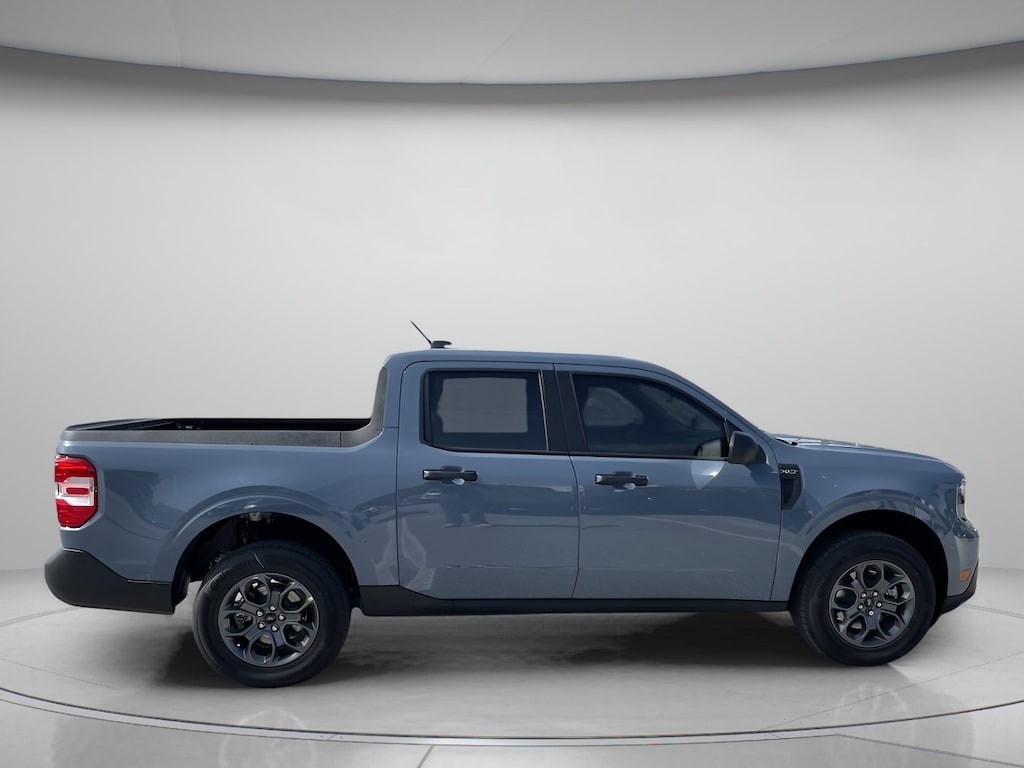 New 2026 Ford Maverick XLT Crew Cab Pickup