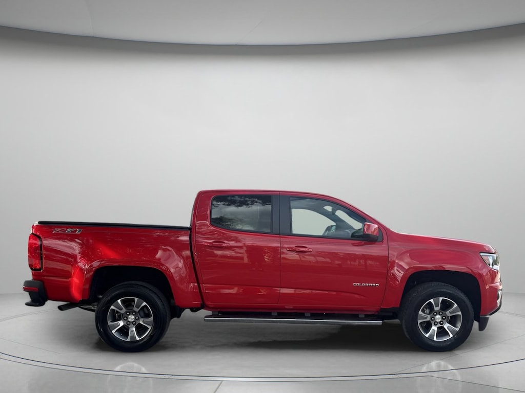 Used 2018 Chevrolet Colorado Z71 Crew Cab Pickup
