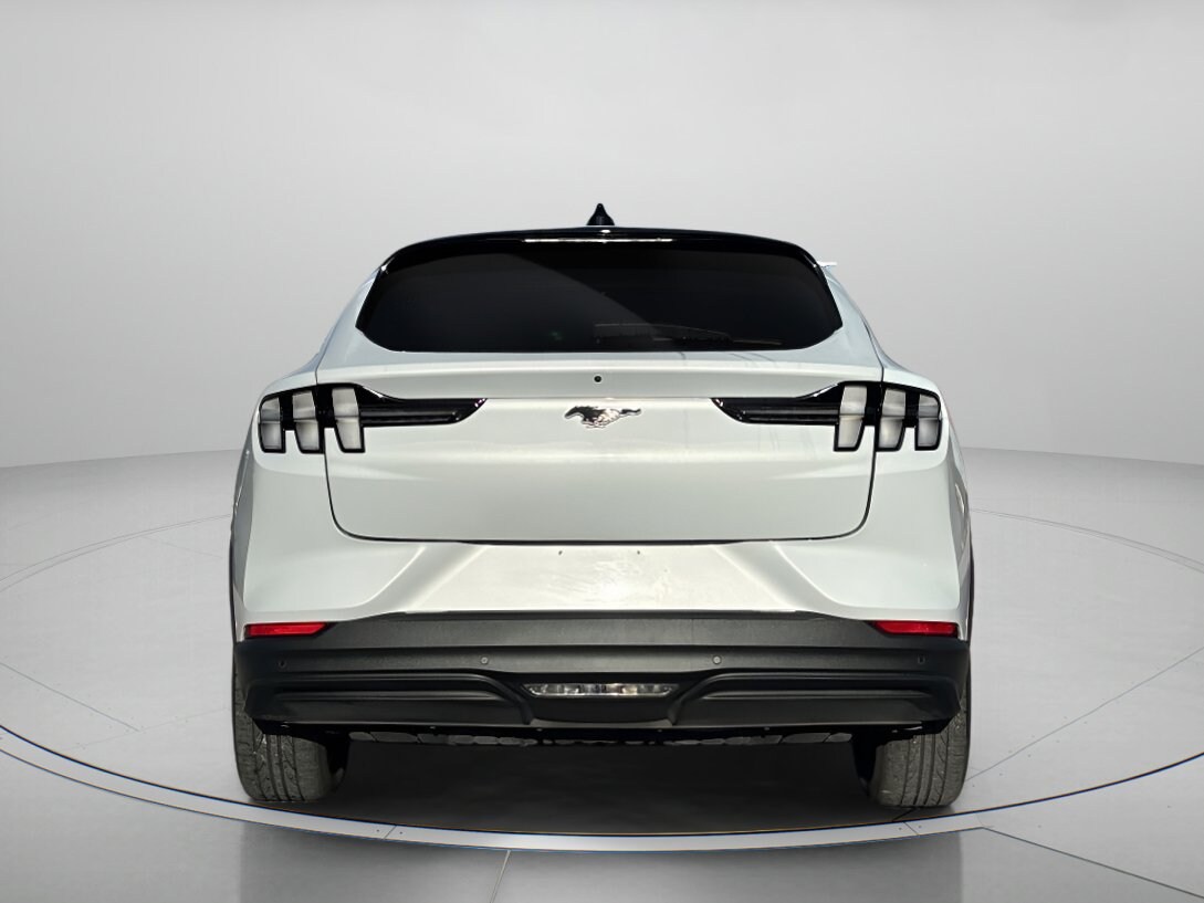 2023 Ford Mustang Mach-E Select photo 2