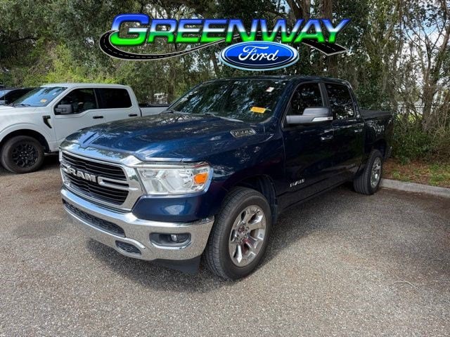 2019 RAM 1500 Big Horn/Lone Star 4x4 Crew Cab 5'7's photo