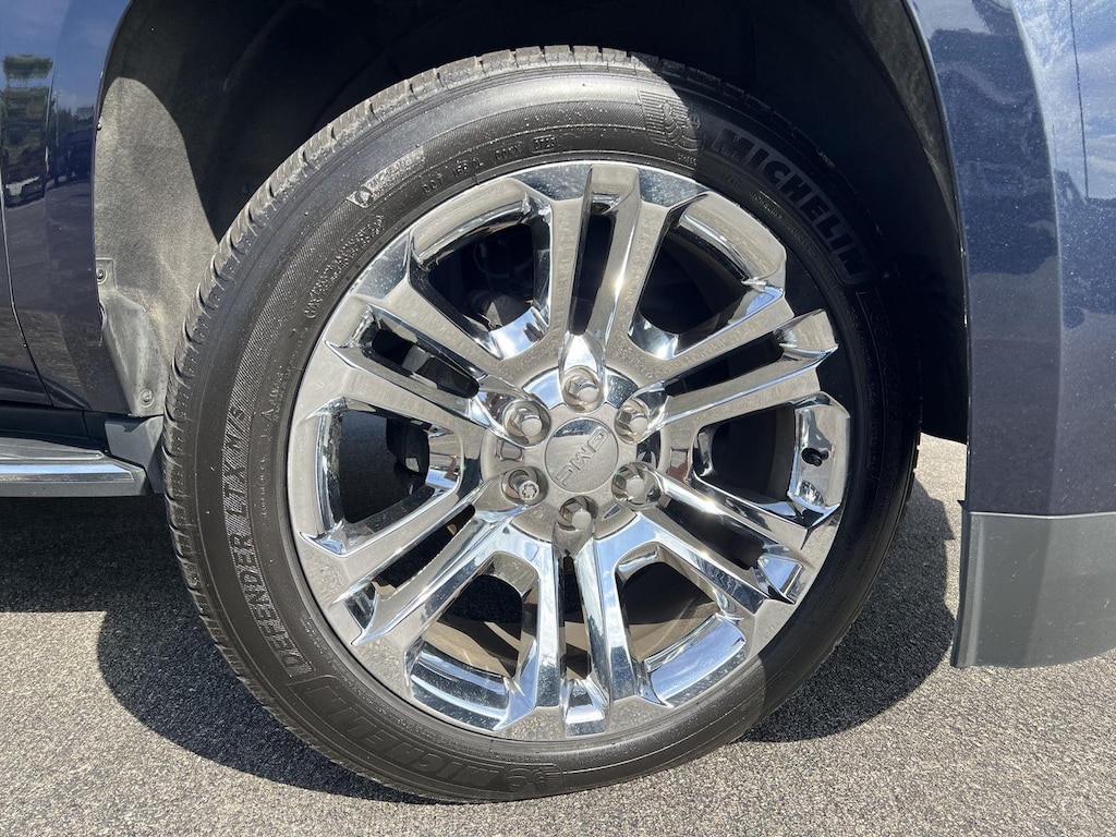 Used 2020 GMC Yukon SLT SUV