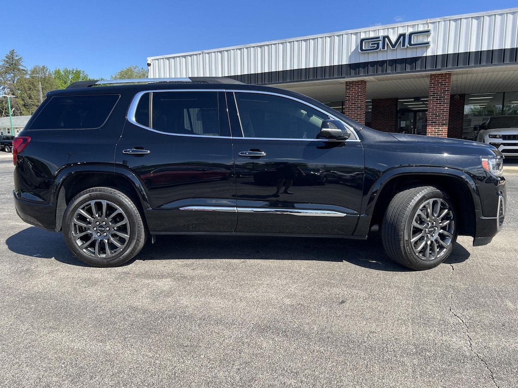 Used 2023 GMC Acadia Denali