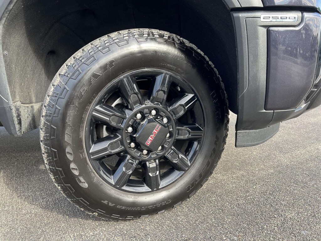 Used 2024 GMC Sierra 2500HD AT4 Truck