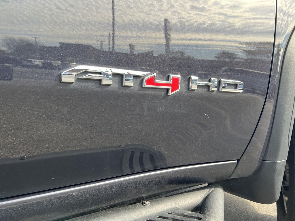Used 2024 GMC Sierra 2500HD AT4 Truck