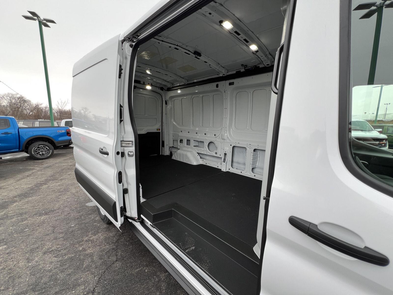 2026 Ford Transit Van Base - Photo 34