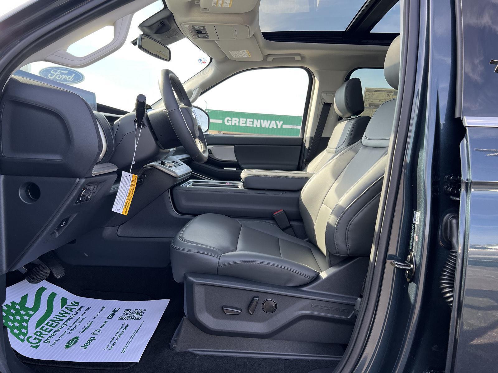 2026 Ford Expedition MAX Active - Photo 19