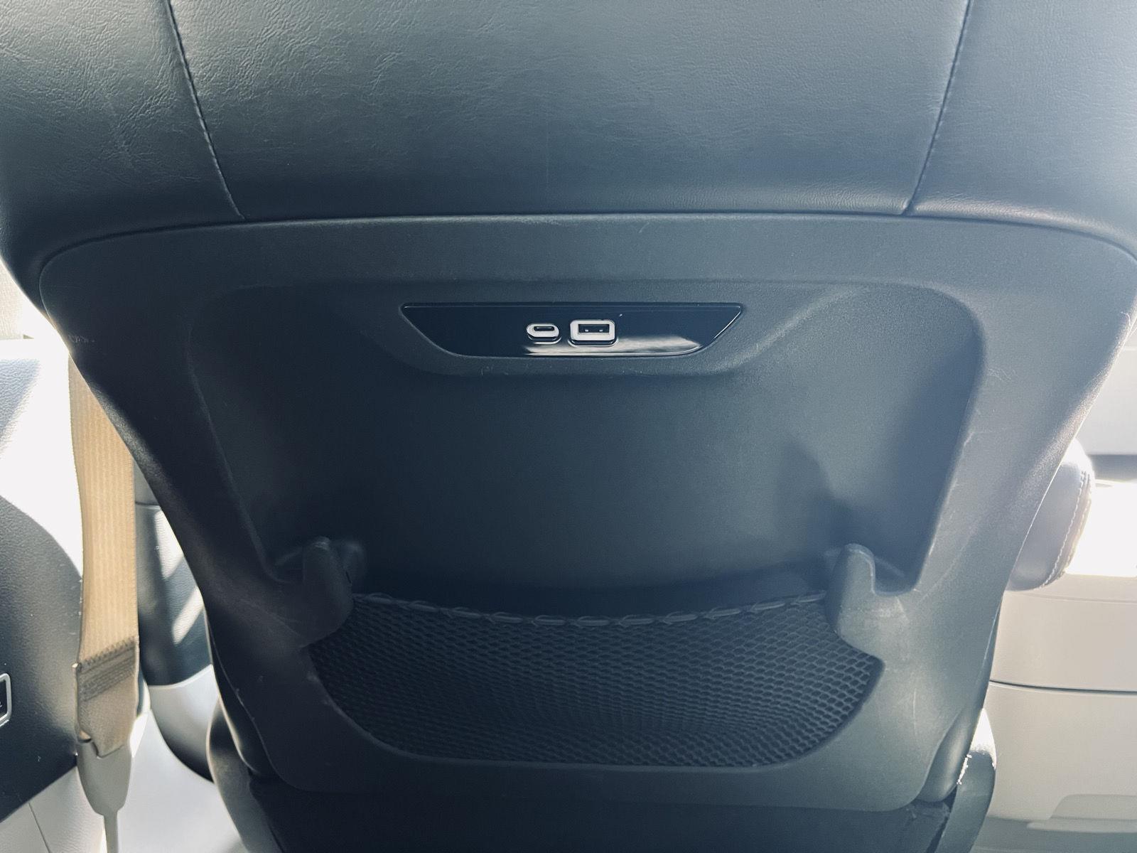 2024 Chrysler Pacifica Touring L - Photo 39