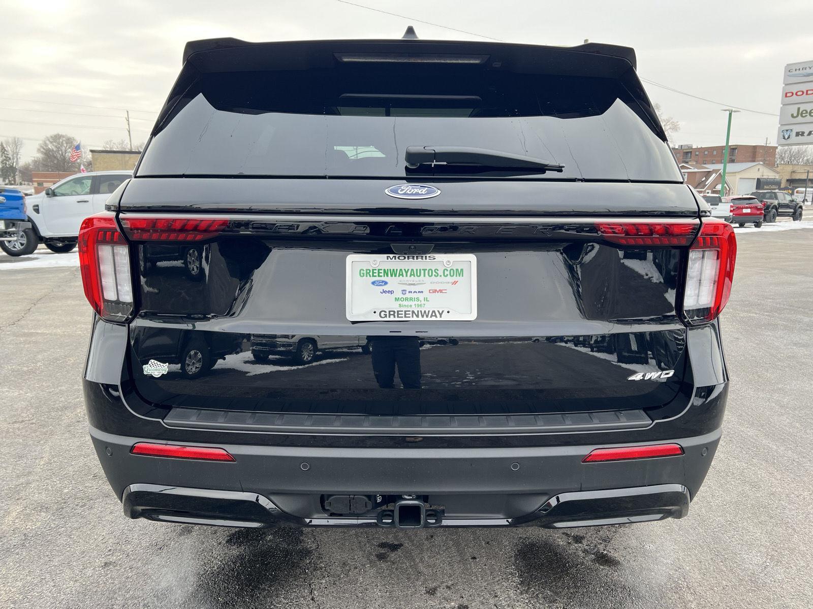 2026 Ford Explorer ST-Line - Photo 6