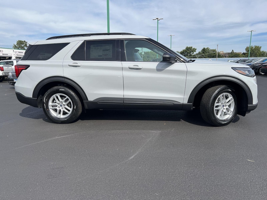 New 2027 Ford Explorer Active w/200A Pkg SUV