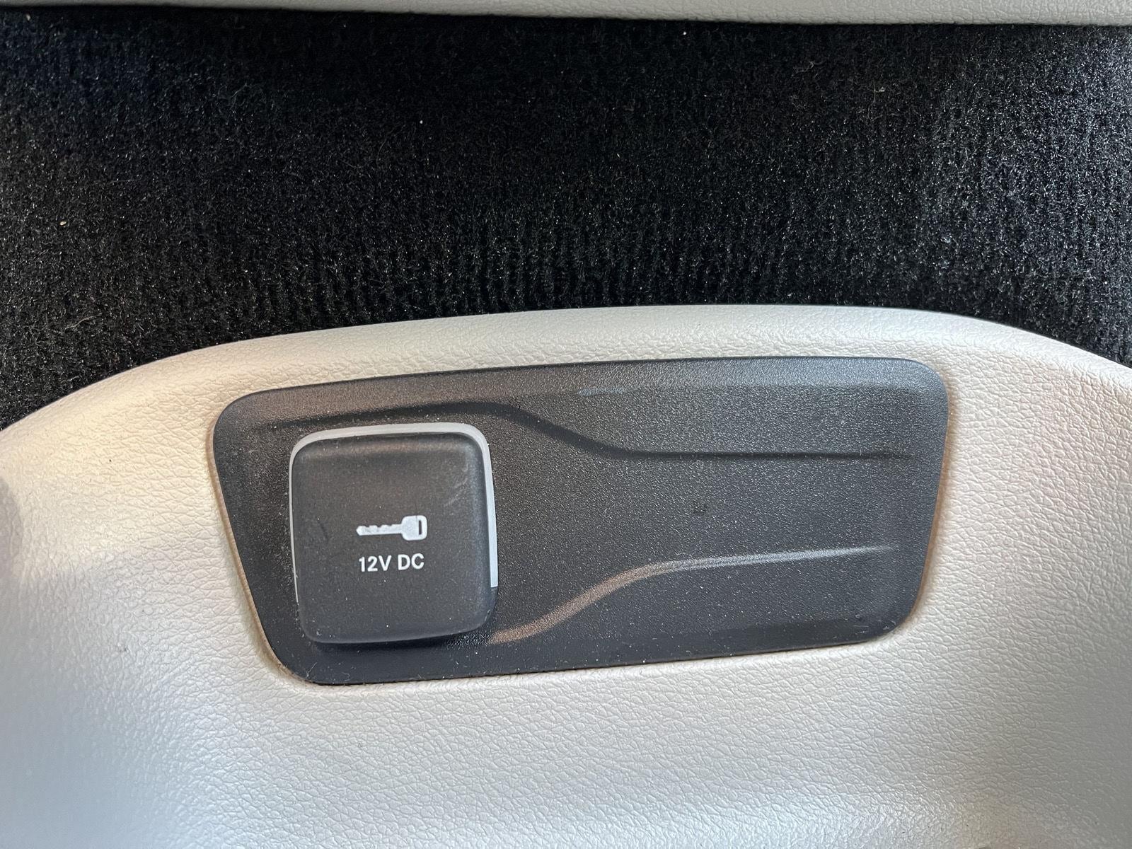2024 Chrysler Pacifica Touring L - Photo 30
