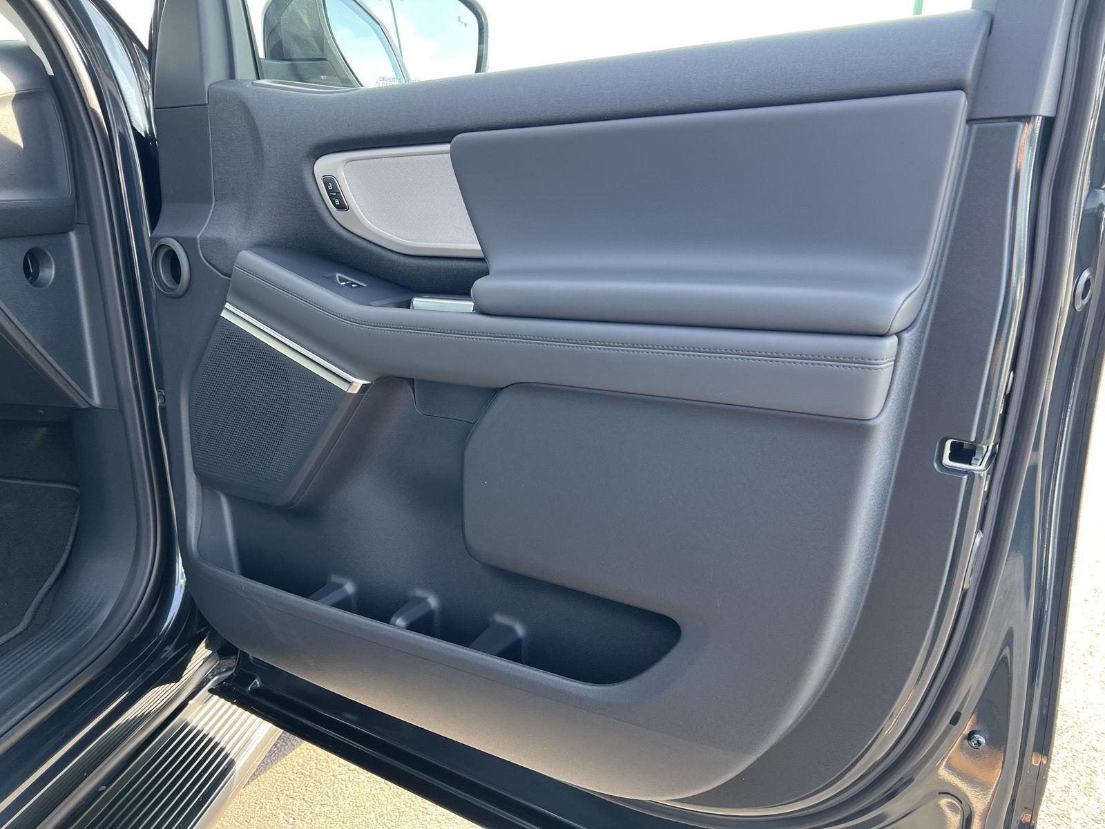 2026 Ford Expedition MAX Active - Photo 16