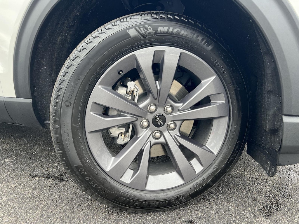 New 2026 Ford Explorer Active w/200A Pkg SUV