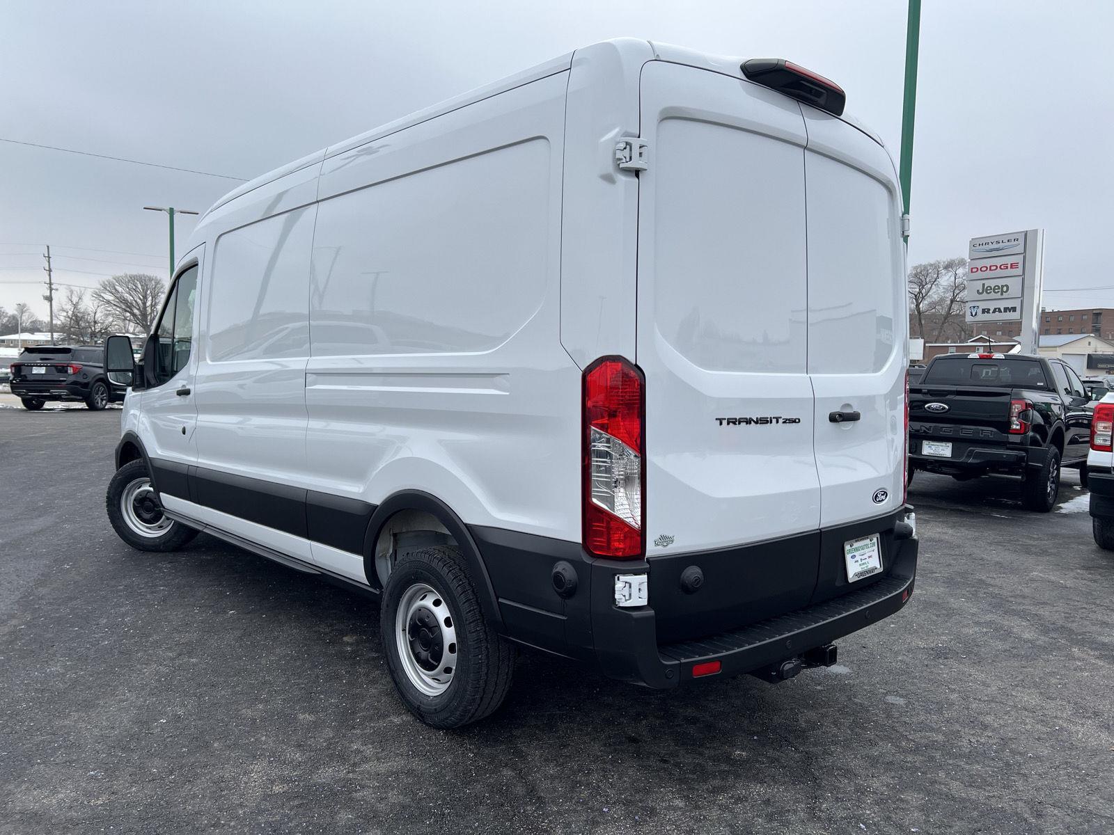2026 Ford Transit Van Base - Photo 9