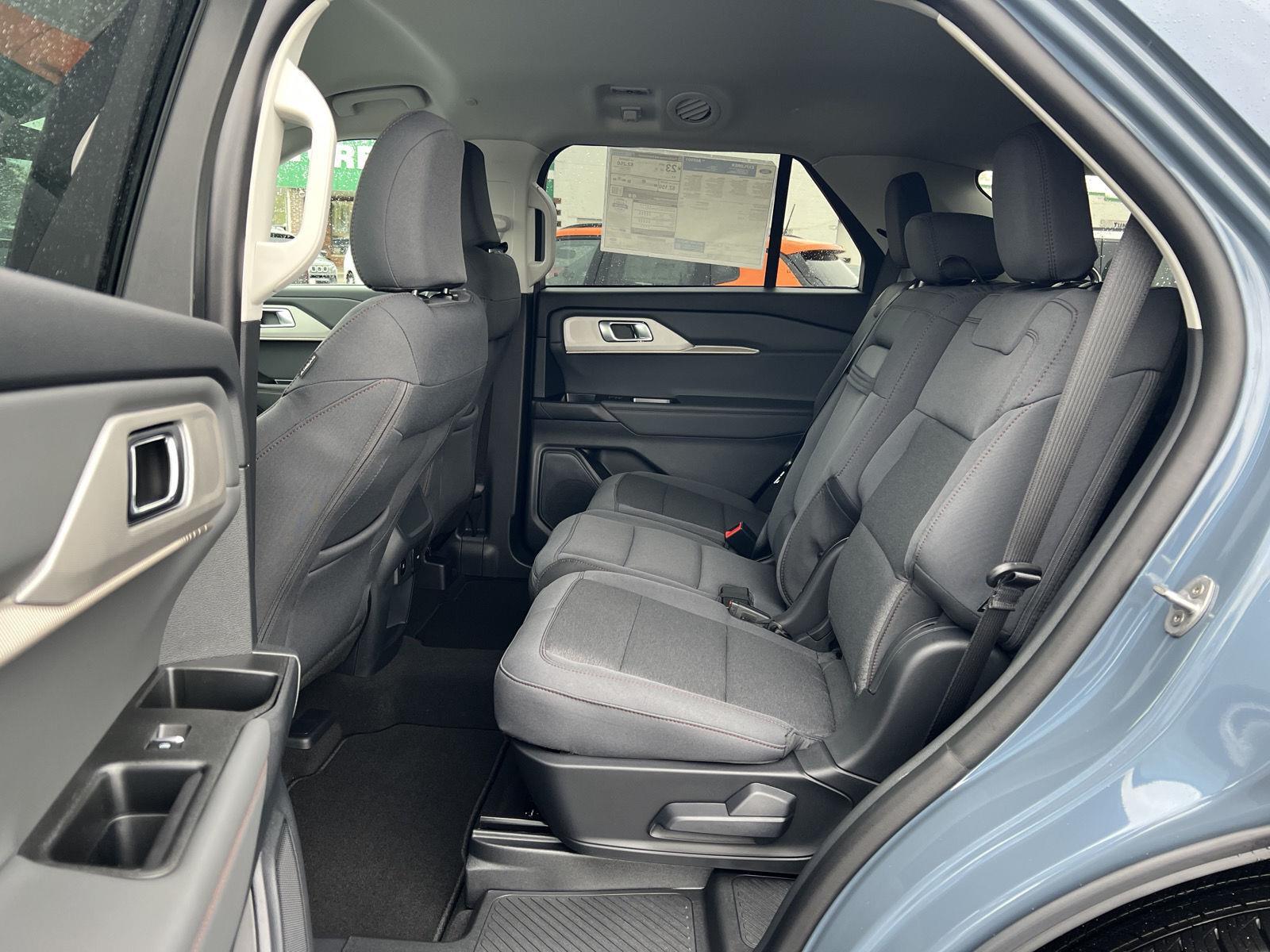 2026 Ford Explorer Active - Photo 37