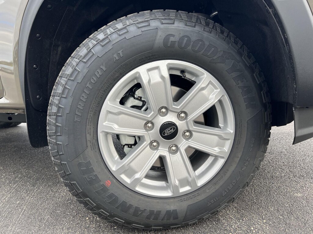 New 2025 Ford Ranger XL SuperCrew