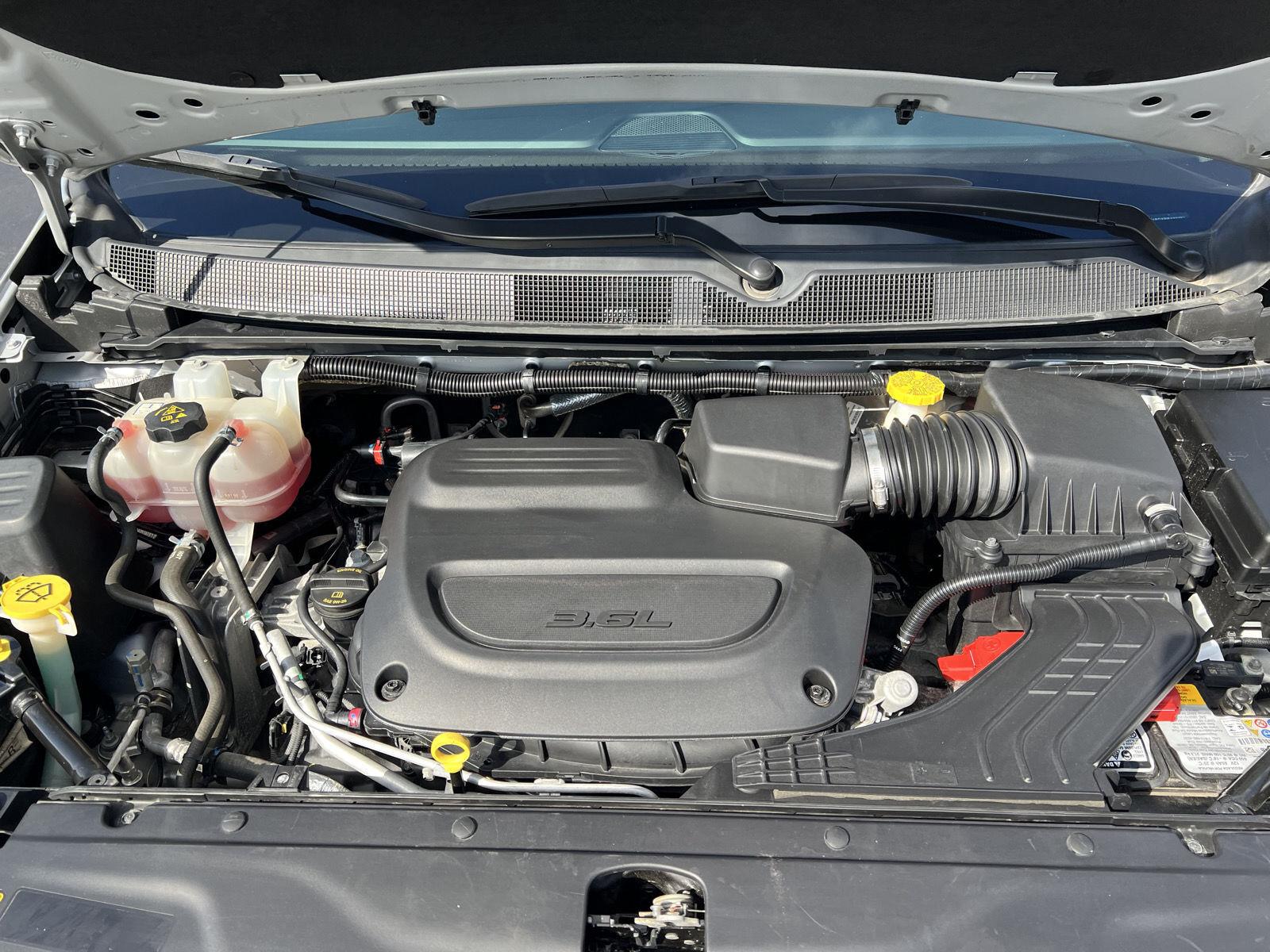 2024 Chrysler Pacifica Touring L - Photo 54